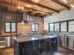 902 W Verde Ln, Phoenix, AZ 85013