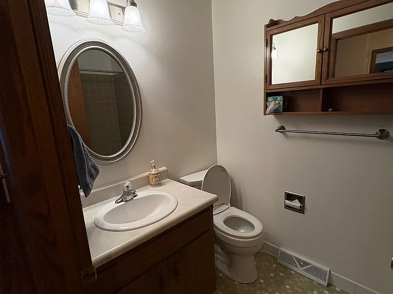 3102 Churchill Dr — Photo 10