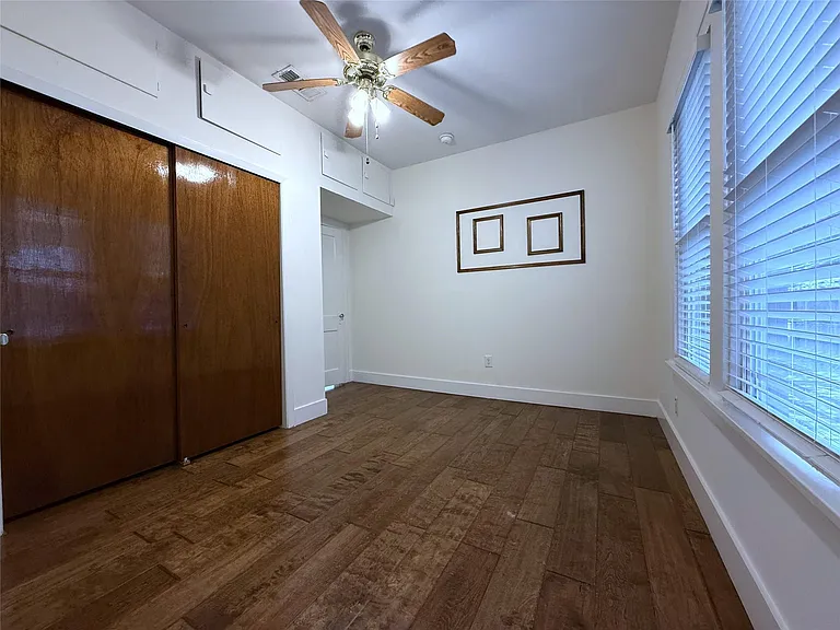 1011 Nadine St — Photo 14