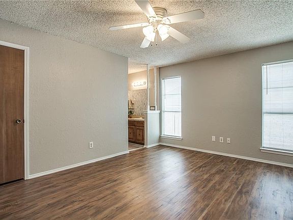 4th image of 609 Lottie Ln