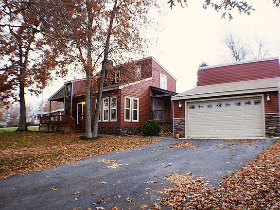 3rd image of 115 Shoreline Dr