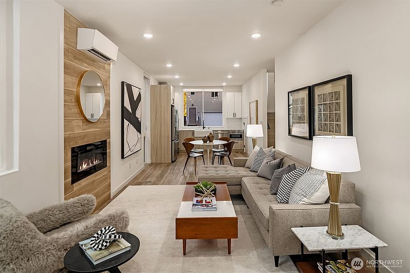 2nd image of 3406 B 34th Avenue W