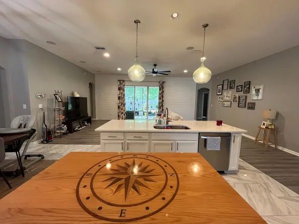 1656 Falkland Rd E, Jacksonville, FL 32221