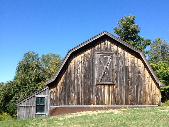 Barn