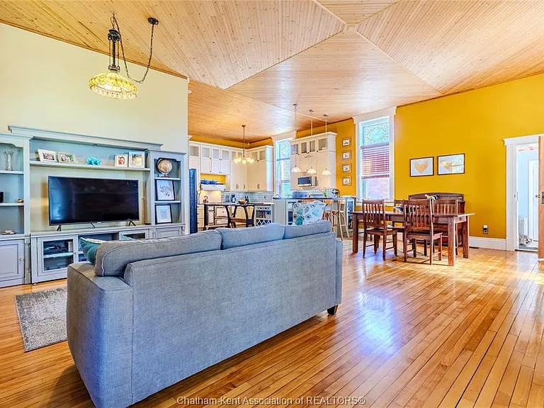 6630 Talbot Trl — Photo 16