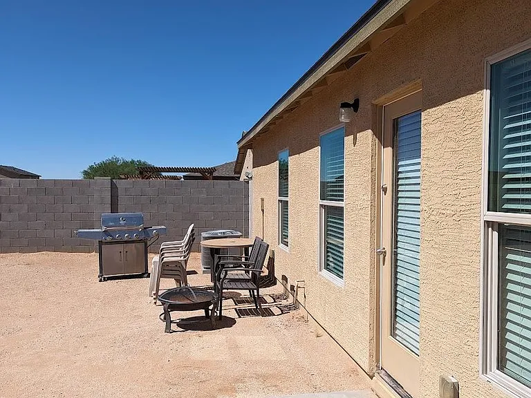 123 E Watson Pl — Photo 21