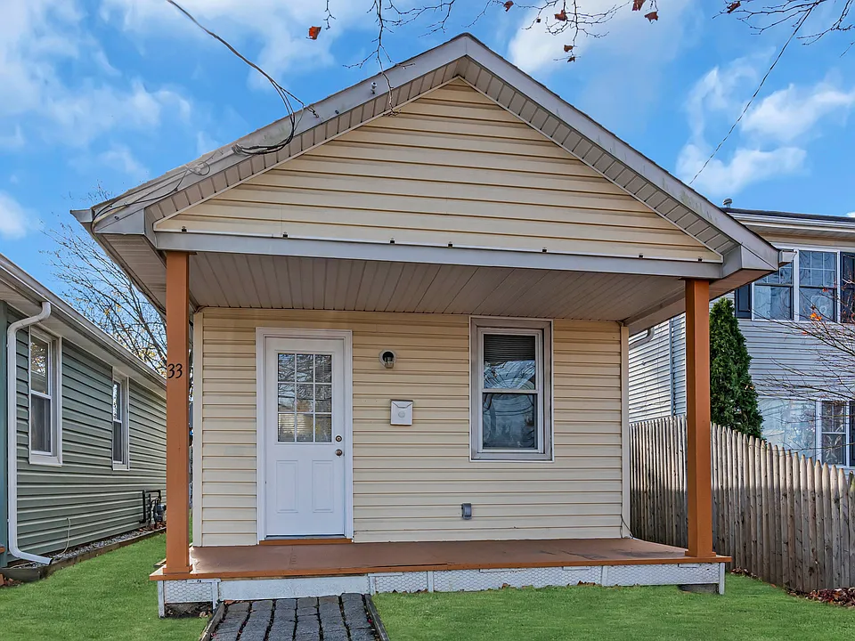 33 Drives James Parker Blvd #33