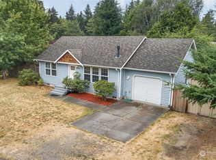 3662 Britzman Loop, Clinton, WA 98236