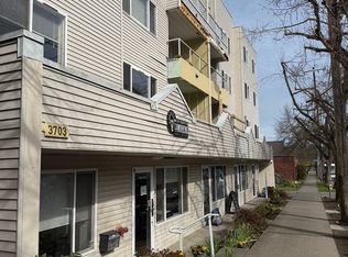 Terrace View Apartments, Seattle, WA 98116