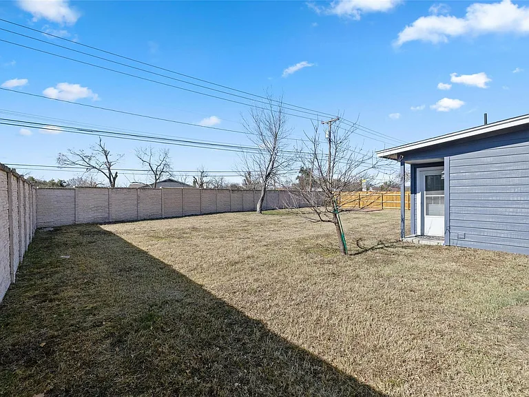 1400 Bellmar Dr — Photo 25