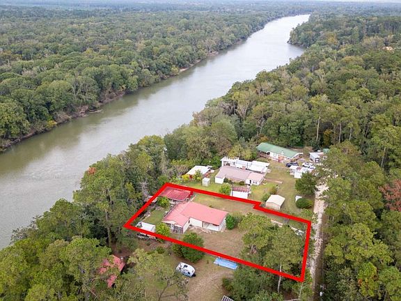 3rd image of 163 High Bluff Rd