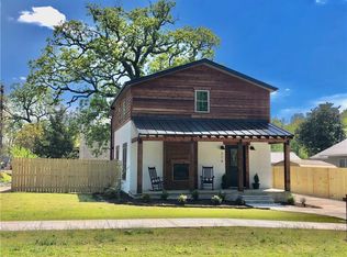 214 W Jefferson St, Siloam Springs, AR 72761