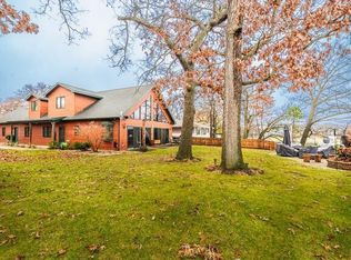 24121 64th Pl, Salem, WI 53168