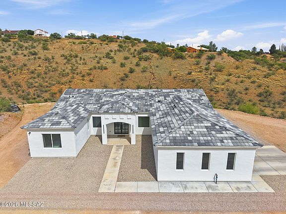 3rd image of 419 Rio Rico Dr