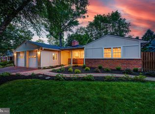 2206 Fordham Dr, Alexandria, VA 22307