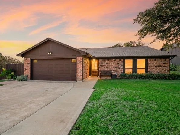 4600 Elm Branch Dr, Arlington, TX 76017