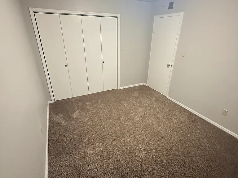 828 Hardy Springs Cir #C — Photo 4