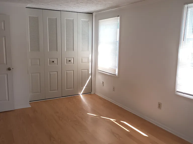 8805 Long Beach Cir — Photo 3