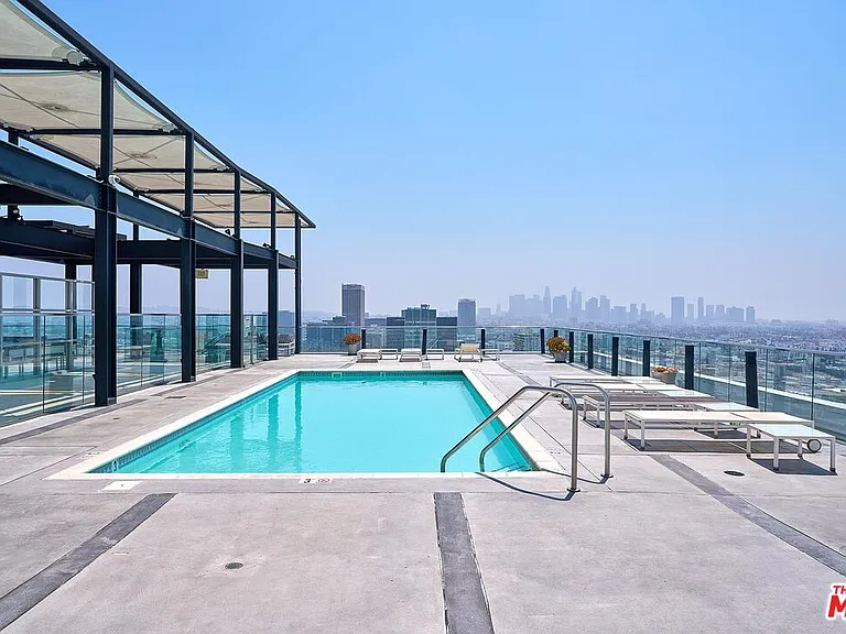 3810 Wilshire Blvd #408 — Photo 43