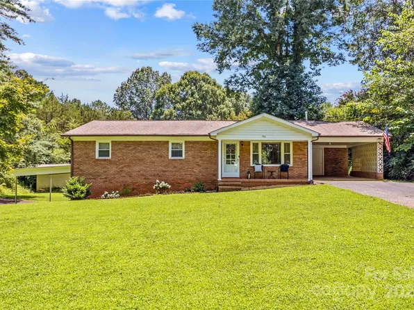 154 Windy Hill Rd, Statesville, NC 28625