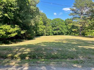 978 Lancaster Rd, Murray, KY 42071