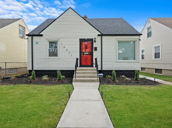 12237 S Morgan St, Chicago, IL 60643