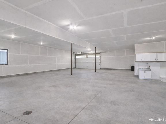 5th image of W2821 Fonda Ln