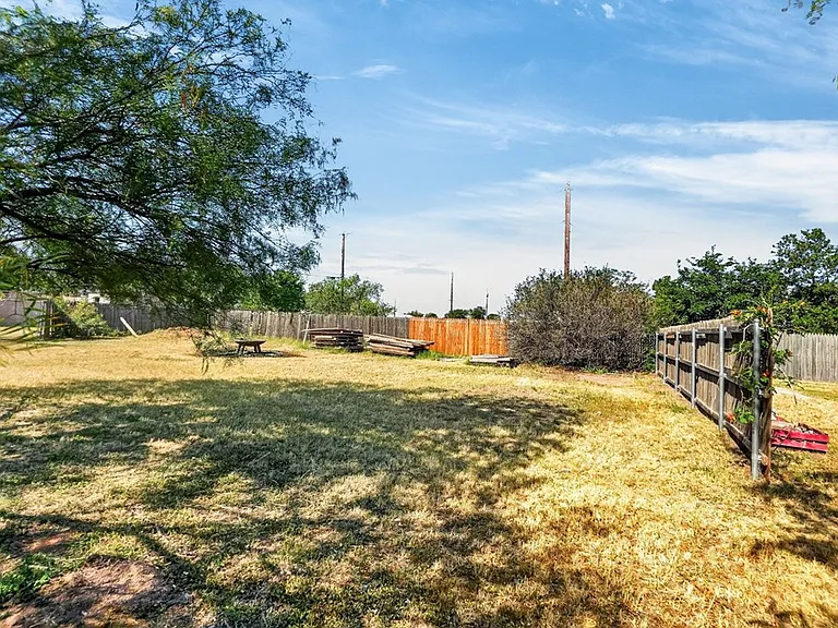 3111 W Louisiana Ave — Photo 44