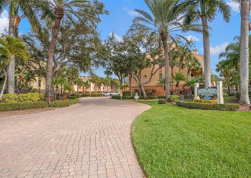 1st image of 529 Sandy Hook Rd