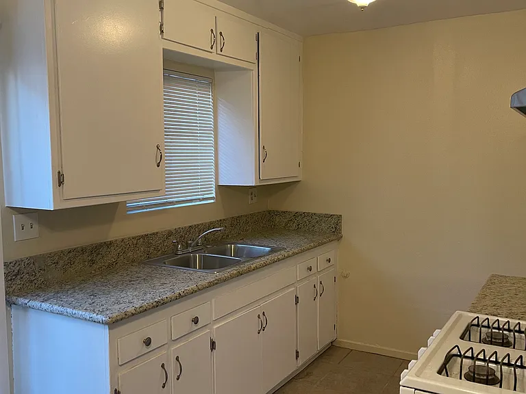 4575 Canoga St #C — Photo 2