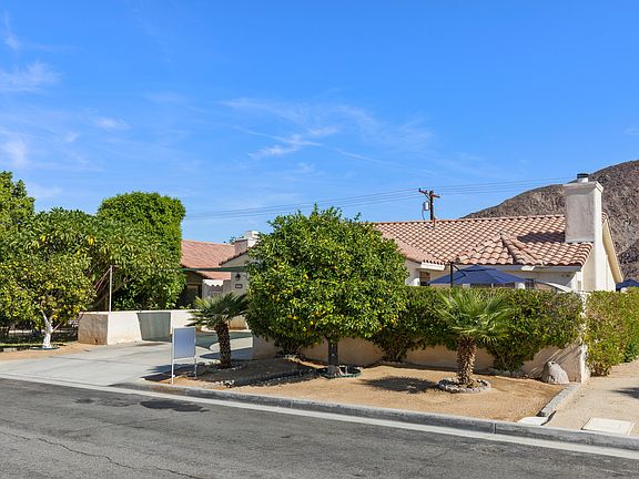 4th image of 53610 Avenida Villa