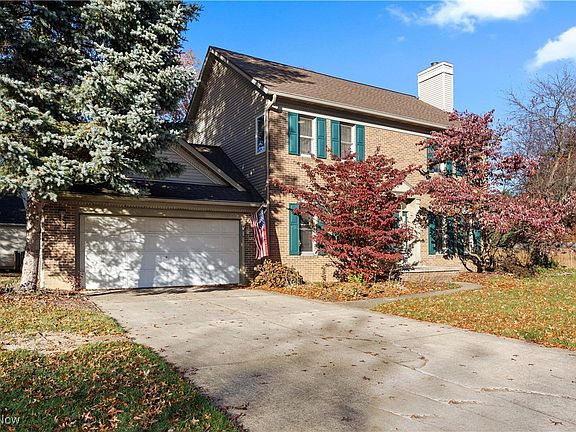2nd image of 309 Highland Park Dr