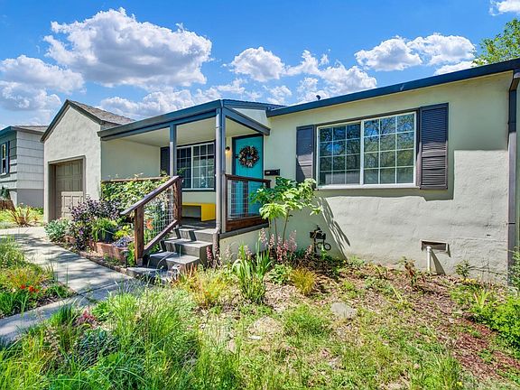 4th image of 563 Annette Avenue