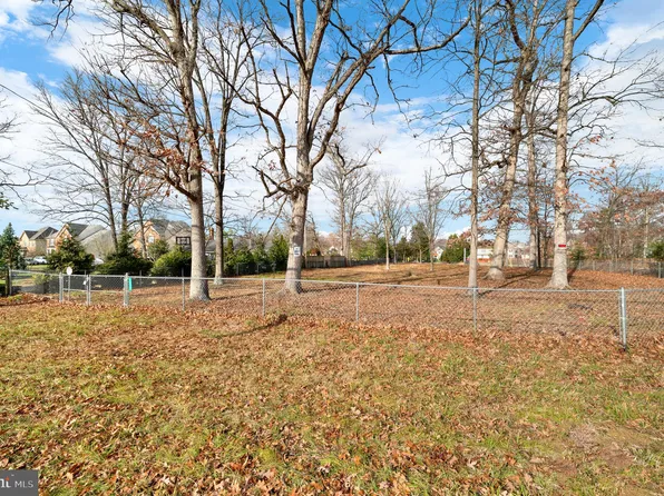 13222 Braddock Rd, Clifton, VA 20124