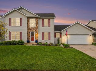 1413 Green Grass Dr, Osceola, IN 46561