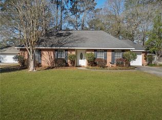 664 Plantation Blvd, Mandeville, LA 70448