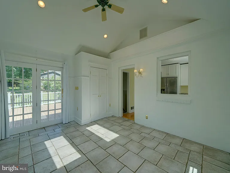 12351 Scaggsville Rd — Photo 10