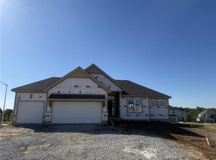 4843 NE 90th St, Kansas City, MO 64156