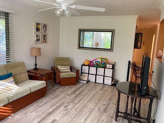 3rd image of 466 Luakaha St