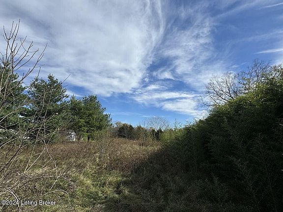 2nd image of 163 Lear Ln