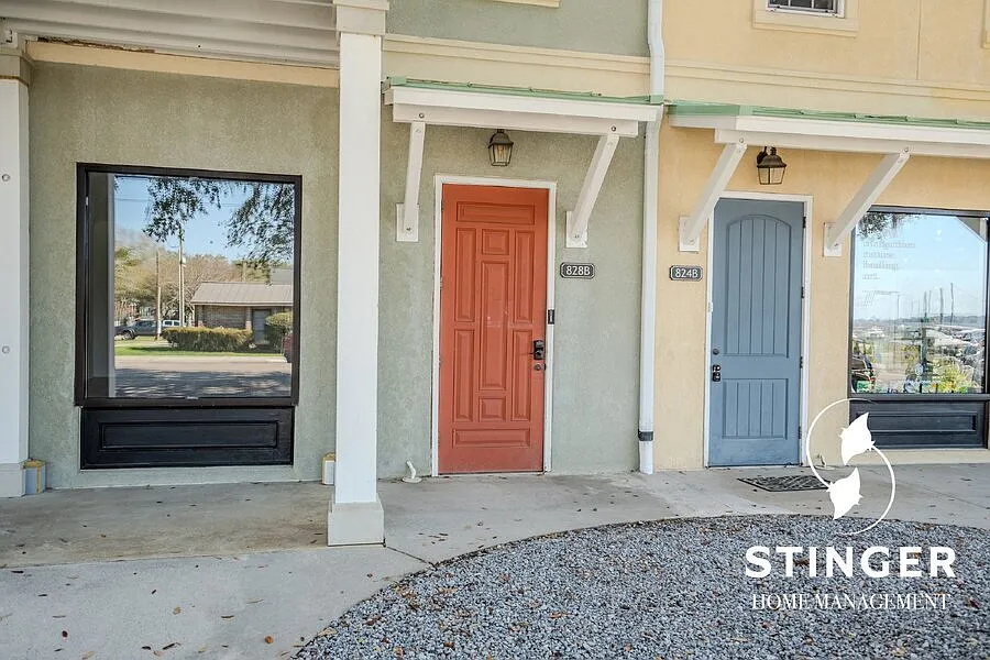 3 Bedroom / 2.5 Bath Townhome For Rent In Port Royal — Photo 3
