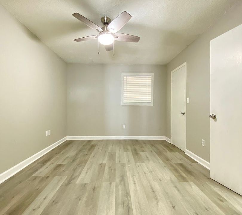 1st image of 814 SE 5th Ave APT 9