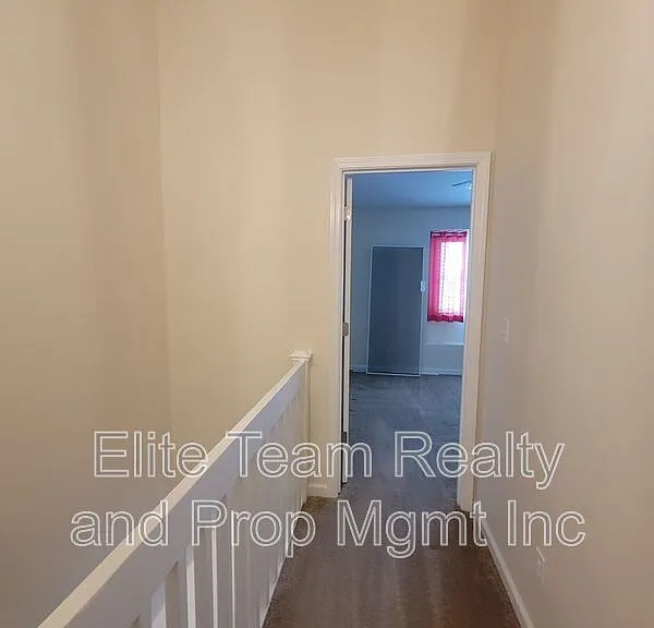 3811 Mosscroft Ln — Photo 10