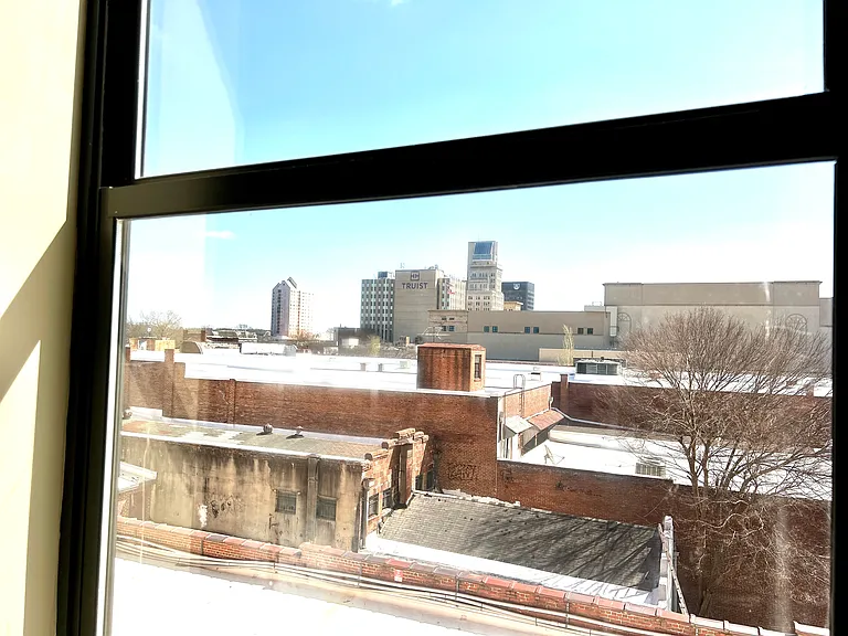 936 Broad St #317 — Photo 7