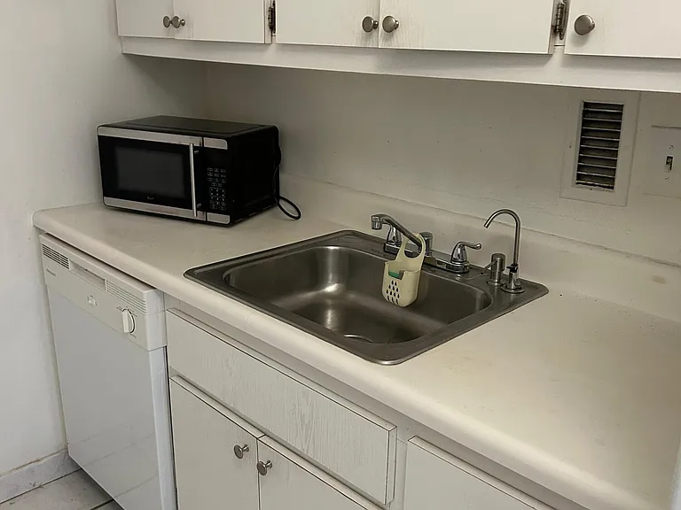1865 79th Street Cswy #3B — Photo 9