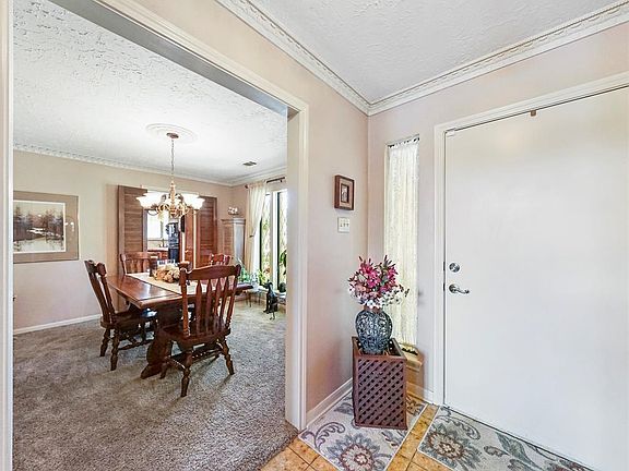 4th image of 2310 Cottage Ct