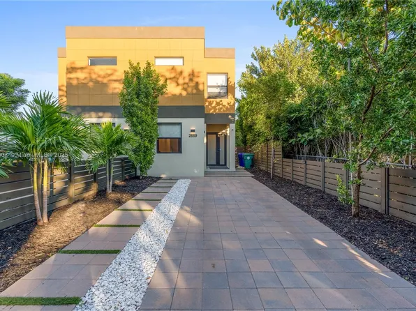 2887 SW 33rd Ave, Miami, FL 33133