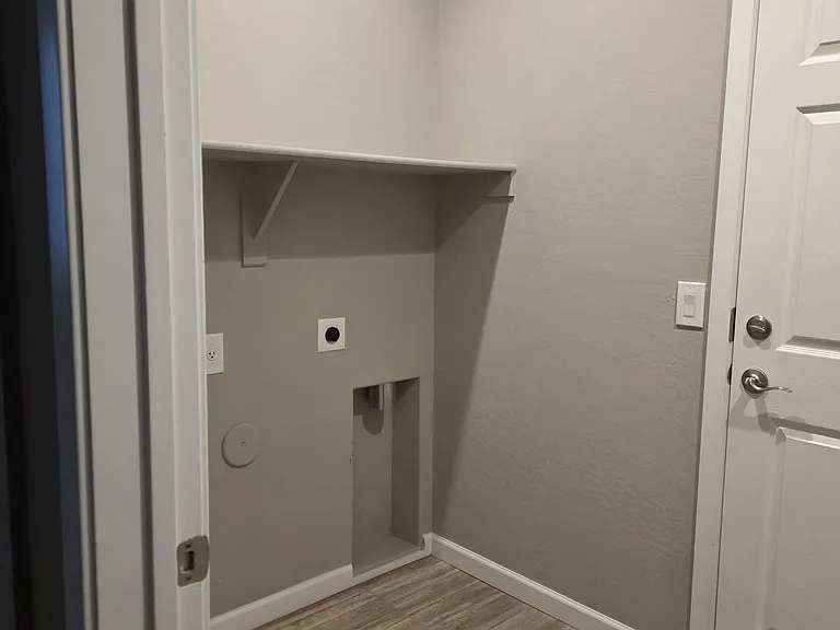 Washer and dryer hook up