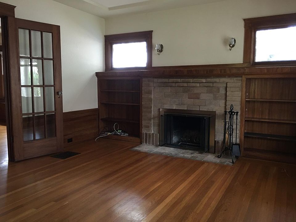 2nd image of 414 Wisnom Ave