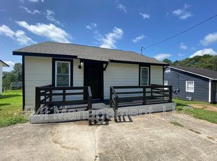 907 Ls Glencamp Way, Manchester, GA 31816